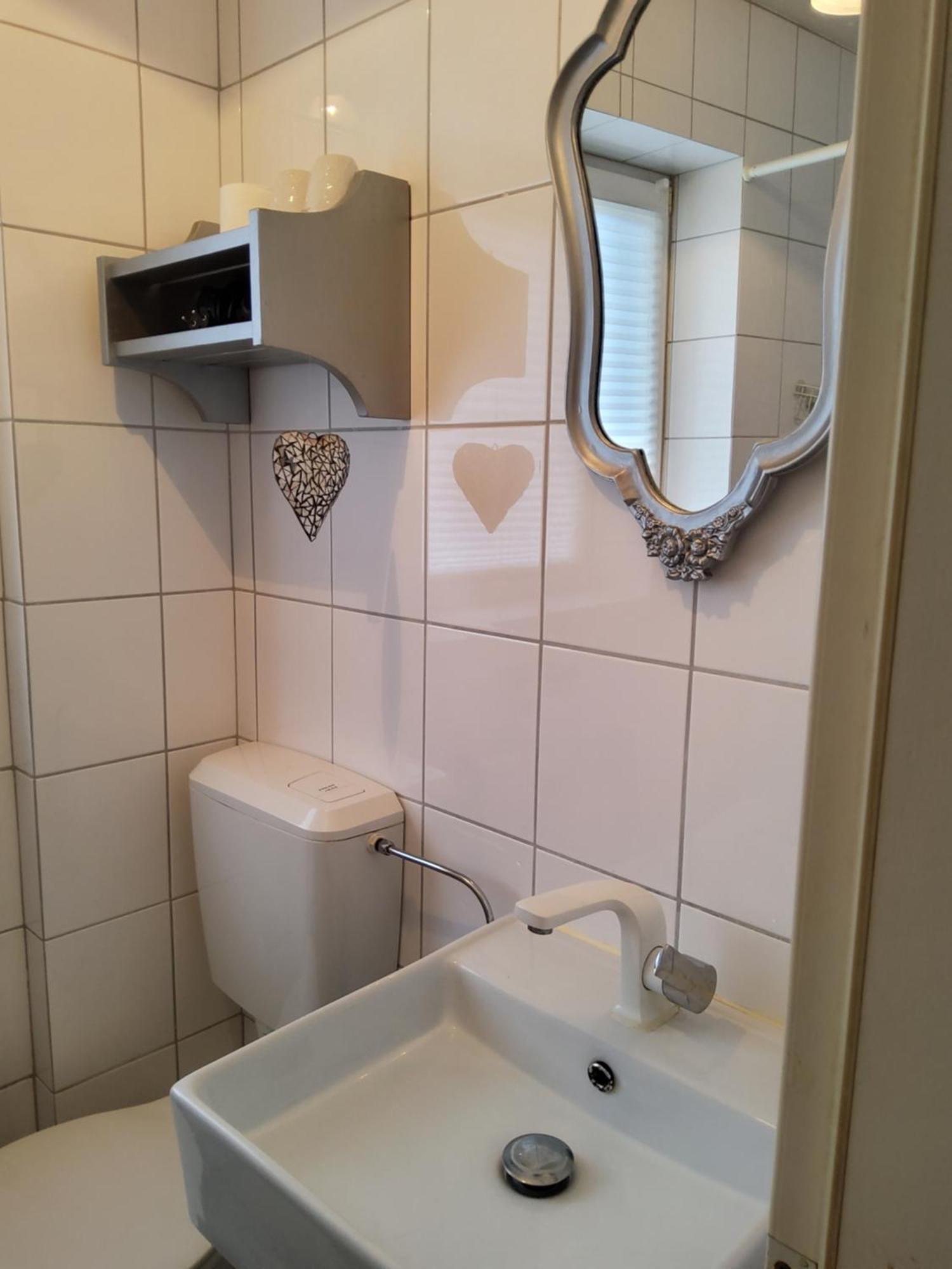Studio-Apartment Mit Kleinem Gartenanteil ブルク・アウフ・フェーマルン エクステリア 写真